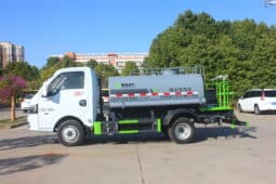 Water Sprinkler Truck 2.21m³ Dongfeng Tuyi full