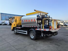 Asphalt Distributor Truck 3.5m³ SX Intelligent Control