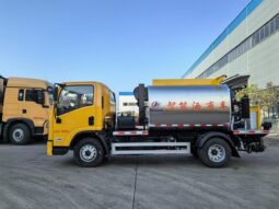 Asphalt Distributor Truck 3.5m³ SX Intelligent Control