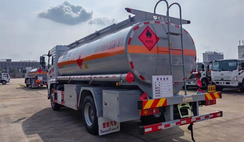 Fuel Tanker 13.3m³ / 15.35m³ Dongfeng D3S full