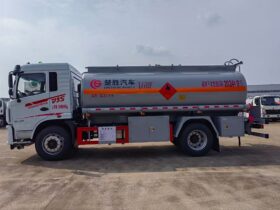 Fuel Tanker 13.3m³ / 15.35m³ Dongfeng D3S