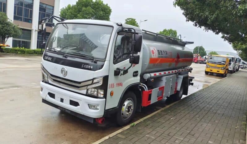 Oil Tanker Truck 8.5m³ Dongfeng Dolika D7 | Diesel, Gasoline Transport Medium full