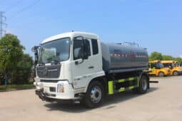 Water Sprinkler Truck 10.55m³ Dongfeng Tianjin 45° Front View