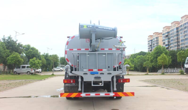 Water Sprinkler Truck 10.55m³ Dongfeng Tianjin full