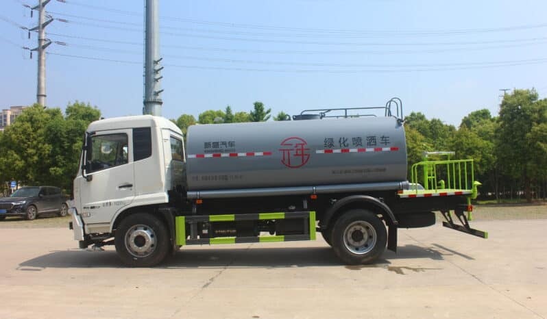 Water Sprinkler Truck 10.55m³ Dongfeng Tianjin full