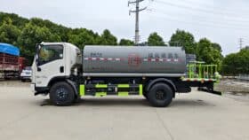 Water Sprinkler Truck 7.78m³ Tri-ring Sitom